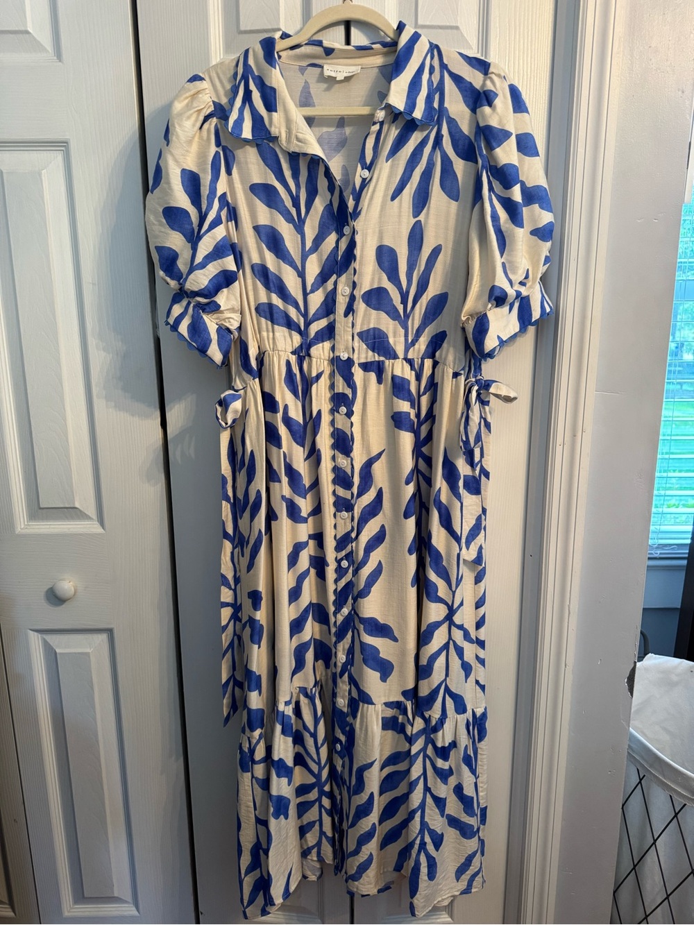 Entro floral maxi dress - Picture 2 of 4
